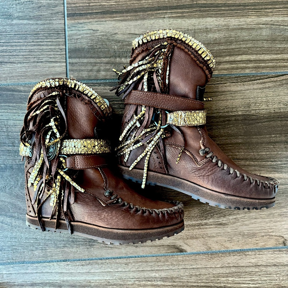 El Vaquero Arya Boots Size 37